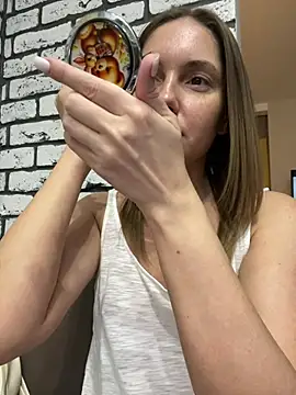 Snapshot of Chel_sea_ chatting on March 15, 1:30 am Chel sea online show from March 15, 1:30 am