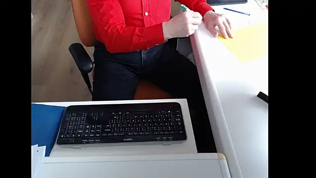 Snapshot of dutchpornking chatting on May 17, 7:06 am dutchpornking online show from May 17, 7:06 am