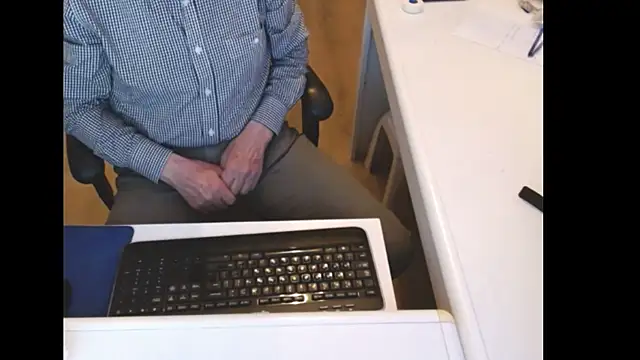 Snapshot of dutchpornking chatting on May 21, 6:59 pm dutchpornking online show from May 21, 6:59 pm
