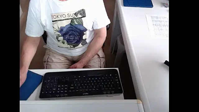 Snapshot of dutchpornking chatting on June 3, 6:38 am dutchpornking online show from June 3, 6:38 am