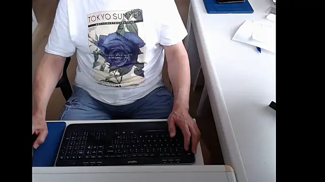 Snapshot of dutchpornking chatting on June 5, 6:52 am dutchpornking online show from June 5, 6:52 am