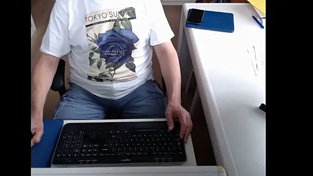 Snapshot of dutchpornking chatting on June 7, 6:39 am dutchpornking online show from June 7, 6:39 am