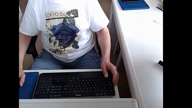 Snapshot of dutchpornking chatting on June 8, 6:36 am dutchpornking online show from June 8, 6:36 am