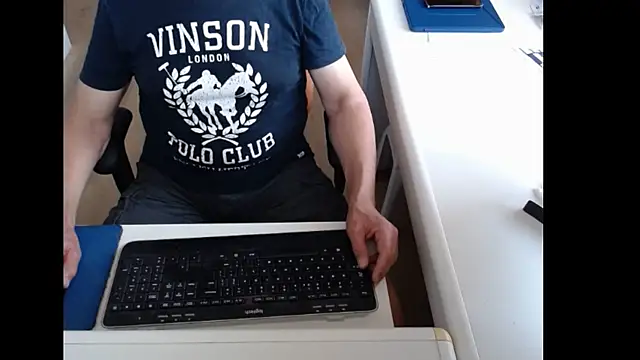 Snapshot of dutchpornking chatting on June 28, 6:41 am dutchpornking online show from June 28, 6:41 am