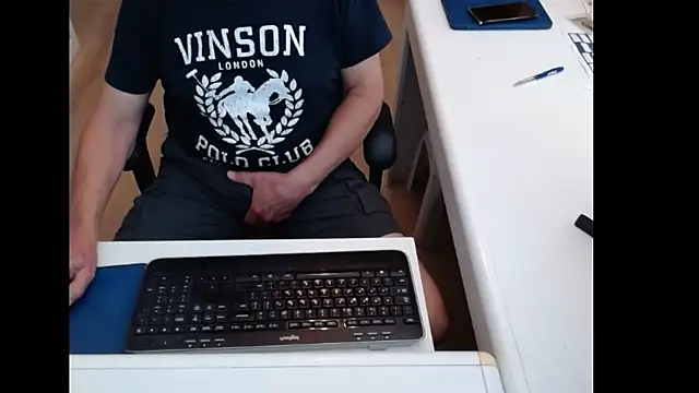 Snapshot of dutchpornking chatting on June 30, 11:55 am dutchpornking online show from June 30, 11:55 am