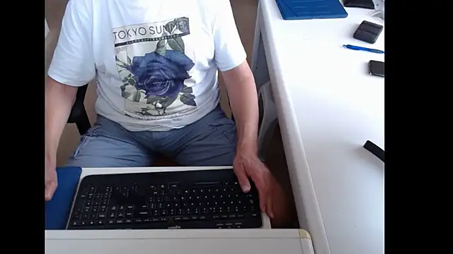 Snapshot of dutchpornking chatting on July 10, 6:07 am dutchpornking online show from July 10, 6:07 am