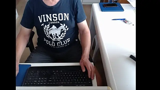 Snapshot of dutchpornking chatting on July 17, 6:20 am dutchpornking online show from July 17, 6:20 am