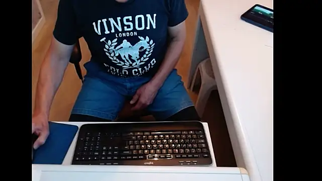 Snapshot of dutchpornking chatting on July 30, 6:45 am dutchpornking online show from July 30, 6:45 am