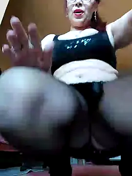 Chriss Tinaa online show from January 1, 10:00 am