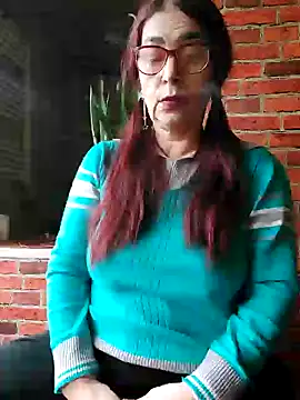 Chriss Tinaa online show from February 5, 9:36 am