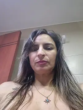 Snapshot of marilyn_love6969 chatting on May 13, 1:30 pm marilyn love6969 online show from May 13, 1:30 pm