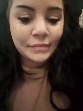 BustyMadison online show from December 29, 8:44 am