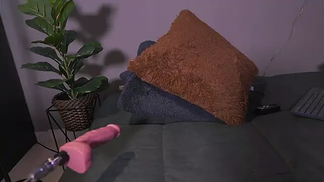 HannahEvanss online show from November 29, 7:39 pm