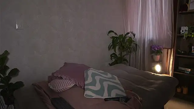 Snapshot of HannahEvanss chatting on April 8, 1:22 pm HannahEvanss online show from April 8, 1:22 pm