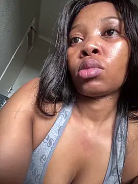 Snapshot of cherrybabe76 chatting on February 23, 1:21 pm cherrybabe76 online show from February 23, 1:21 pm