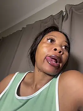 Snapshot of cherrybabe76 chatting on March 19, 8:54 pm cherrybabe76 online show from March 19, 8:54 pm