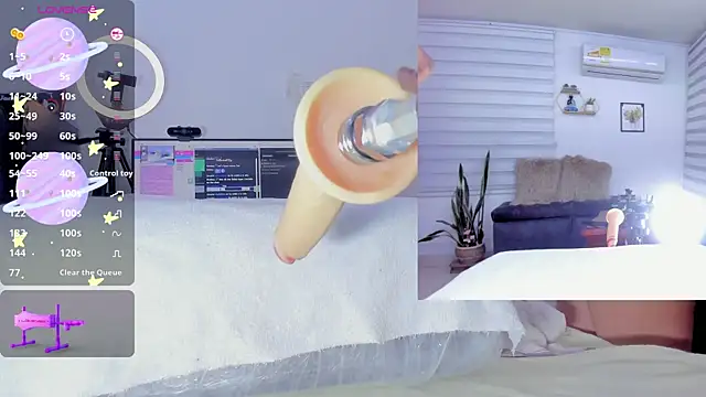 sofi velez online show from February 26, 1:43 am