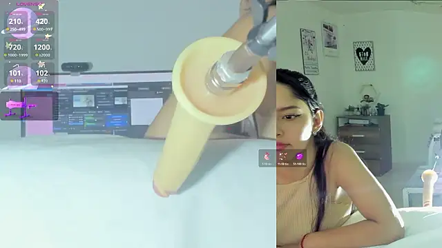 sofi velez online show from March 5, 5:09 pm