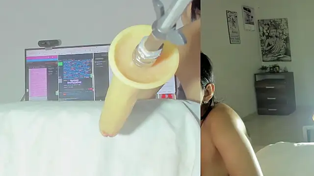 Snapshot of sofi_velez chatting on June 3, 5:29 pm sofi velez online show from June 3, 5:29 pm