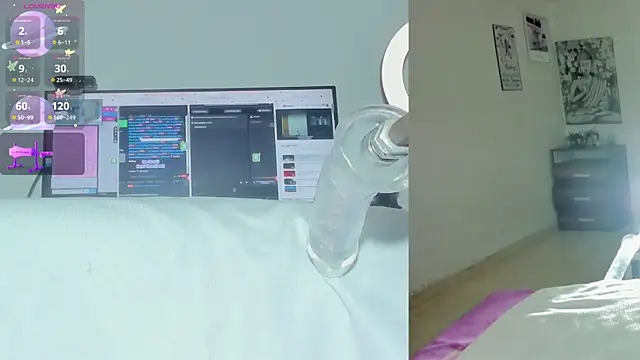 Snapshot of sofi_velez chatting on June 9, 5:02 pm sofi velez online show from June 9, 5:02 pm