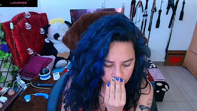 Snapshot of elektra_32 chatting on February 4, 4:48 am elektra 32 online show from February 4, 4:48 am