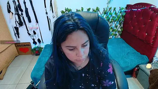 Snapshot of elektra_32 chatting on November 13, 9:41 am elektra 32 online show from November 13, 9:41 am