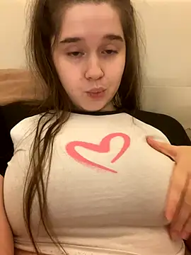 HornyGirlH online show from October 23, 1:05 am