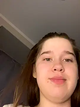 HornyGirlH online show from November 7, 3:39 am