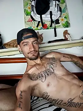 iamxandertv online show from May 3, 9:48 am