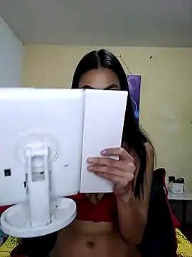 iamemmablake online show from December 18, 9:18 pm