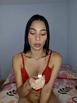 iamemmablake online show from June 26, 12:04 am