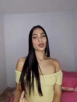 iamemmablake online show from July 26, 3:47 am