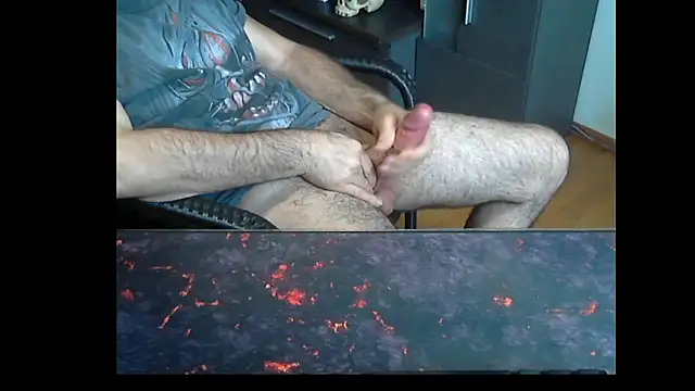 Snapshot of Chucky6919 chatting on November 16, 10:54 am Chucky6919 online show from November 16, 10:54 am