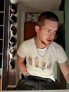 Playbunniboy online show from December 11, 4:53 pm