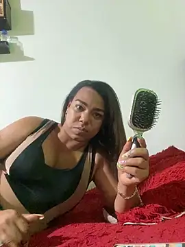 NatiBrunet online show from December 17, 2:28 am