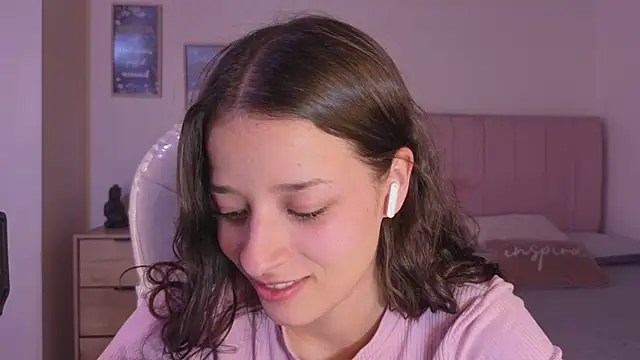 Amaia Daniells online show from November 29, 3:53 am