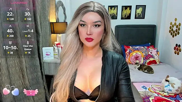 Snapshot of TwilightMistress69 chatting on February 15, 8:54 am TwilightMistress69 online show from February 15, 8:54 am