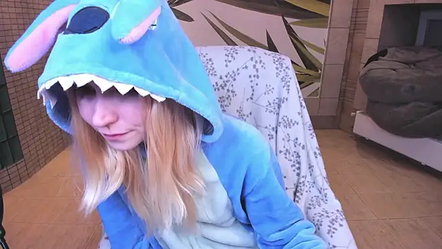 fleximona online show from March 7, 9:23 pm