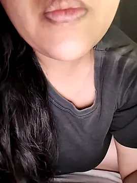 Annerae online show from December 21, 3:19 pm