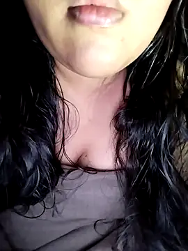 Snapshot of Annerae chatting on June 15, 3:58 pm Annerae online show from June 15, 3:58 pm