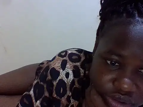 cute-marianna online show from April 17, 2:42 pm