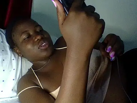 Snapshot of cute-marianna chatting on May 22, 5:25 am cute-marianna online show from May 22, 5:25 am