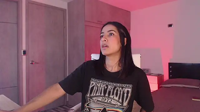 Brown skin11 online show from January 26, 9:07 pm