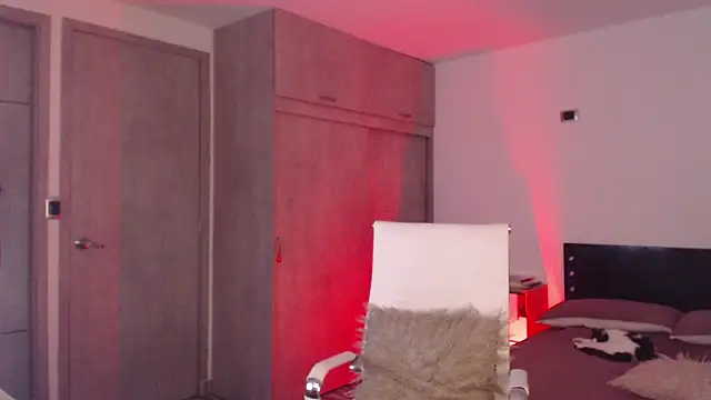 Brown skin11 online show from January 29, 8:35 pm