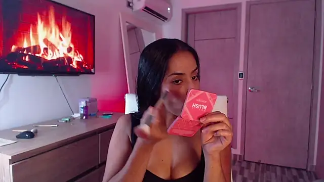 Brown skin11 online show from September 26, 9:41 pm