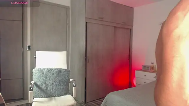 Brown skin11 online show from February 14, 10:17 pm