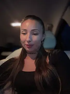 Snapshot of YOUR-KARINA chatting on January 9, 11:58 am YOUR-KARINA online show from January 9, 11:58 am