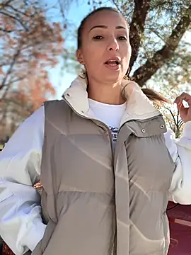 Snapshot of YOUR-KARINA chatting on November 2, 8:06 am YOUR-KARINA online show from November 2, 8:06 am