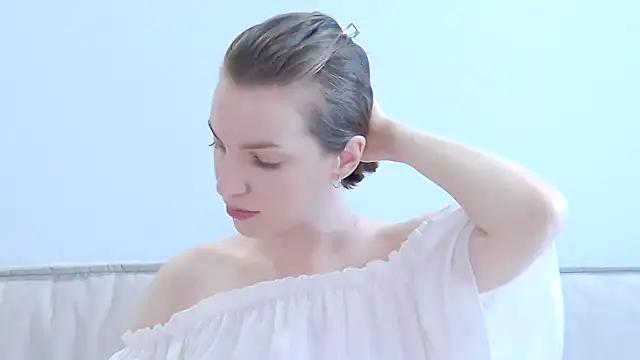 Beauty Alex online show from June 28, 2:17 am