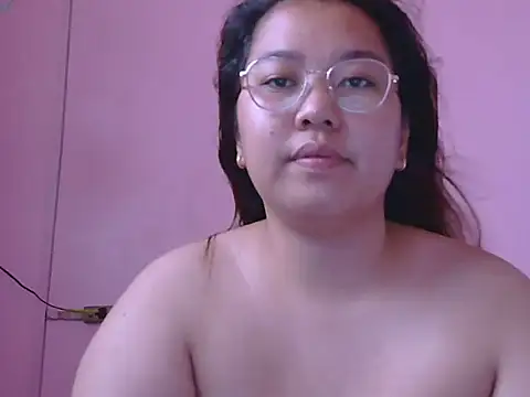 Snapshot of Boobsiemarie chatting on May 20, 3:24 am Boobsiemarie online show from May 20, 3:24 am